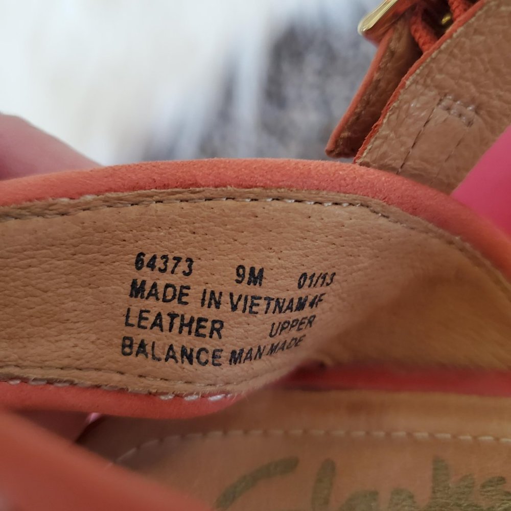 Clarks Coral Wedges - Picture 5 of 6